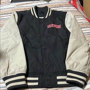 Abercrombie Kids Black and Cream Puffer Jacket